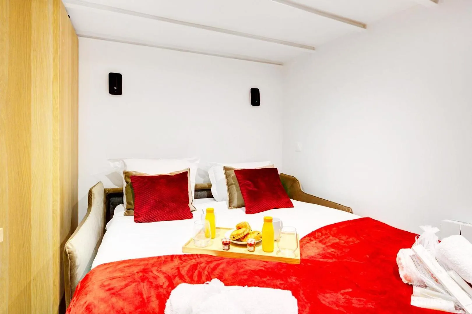 530 Suite Liam - Lovely Apartment Marais District Paris 0*,  France